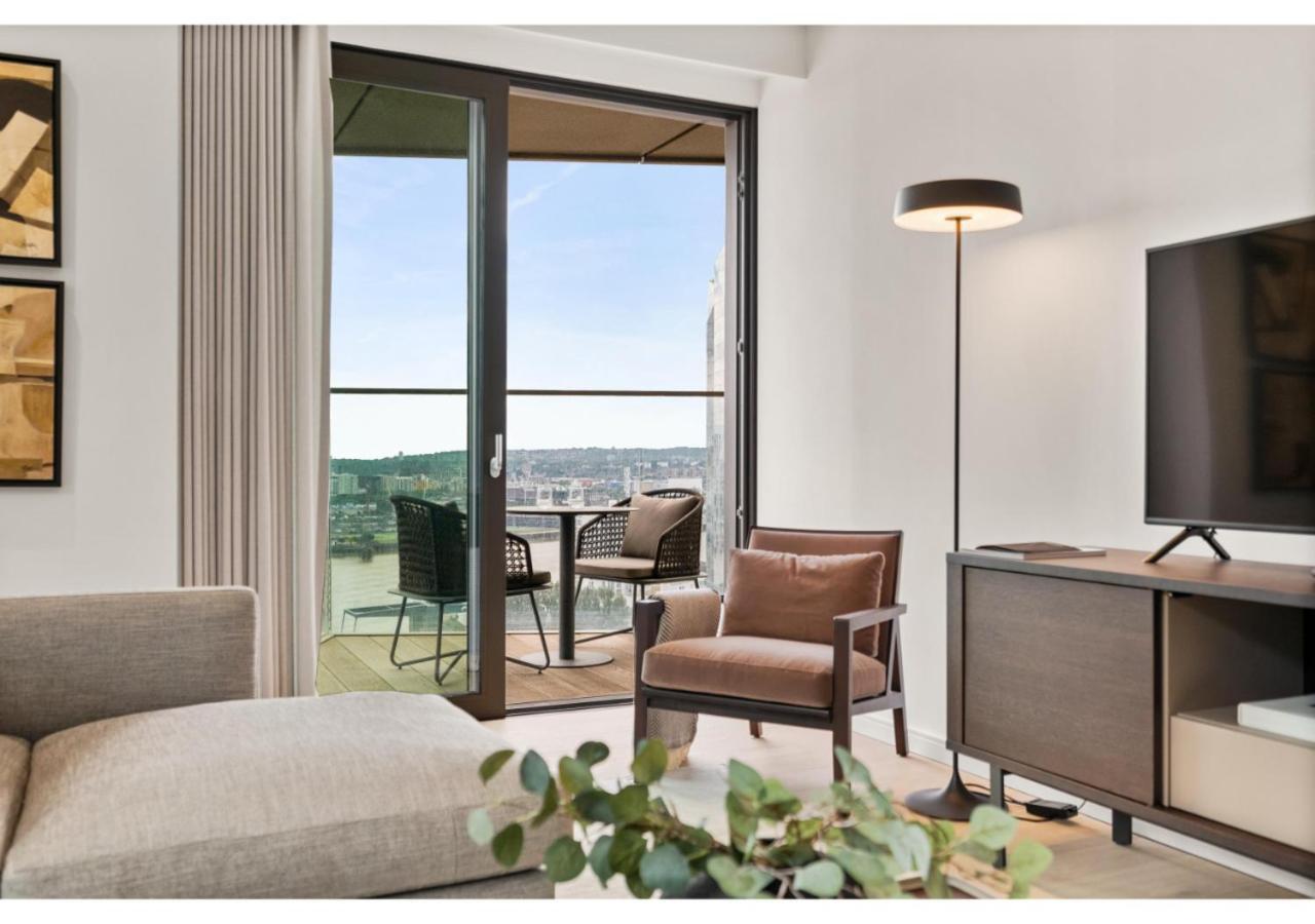 Elegant And Modern Apartments In Canary Wharf Right Next To Thames Лондон Екстериор снимка