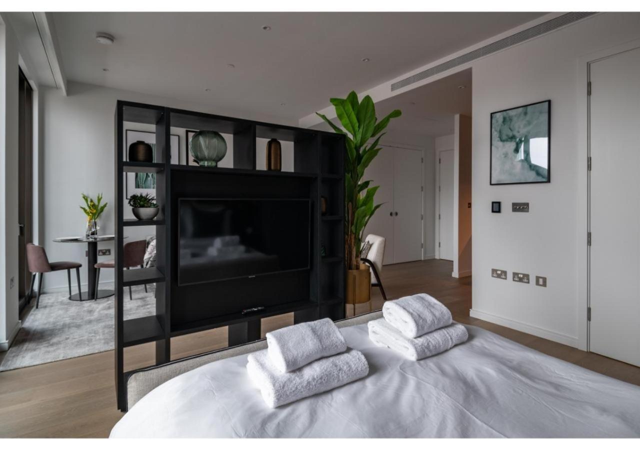 Elegant And Modern Apartments In Canary Wharf Right Next To Thames Лондон Екстериор снимка